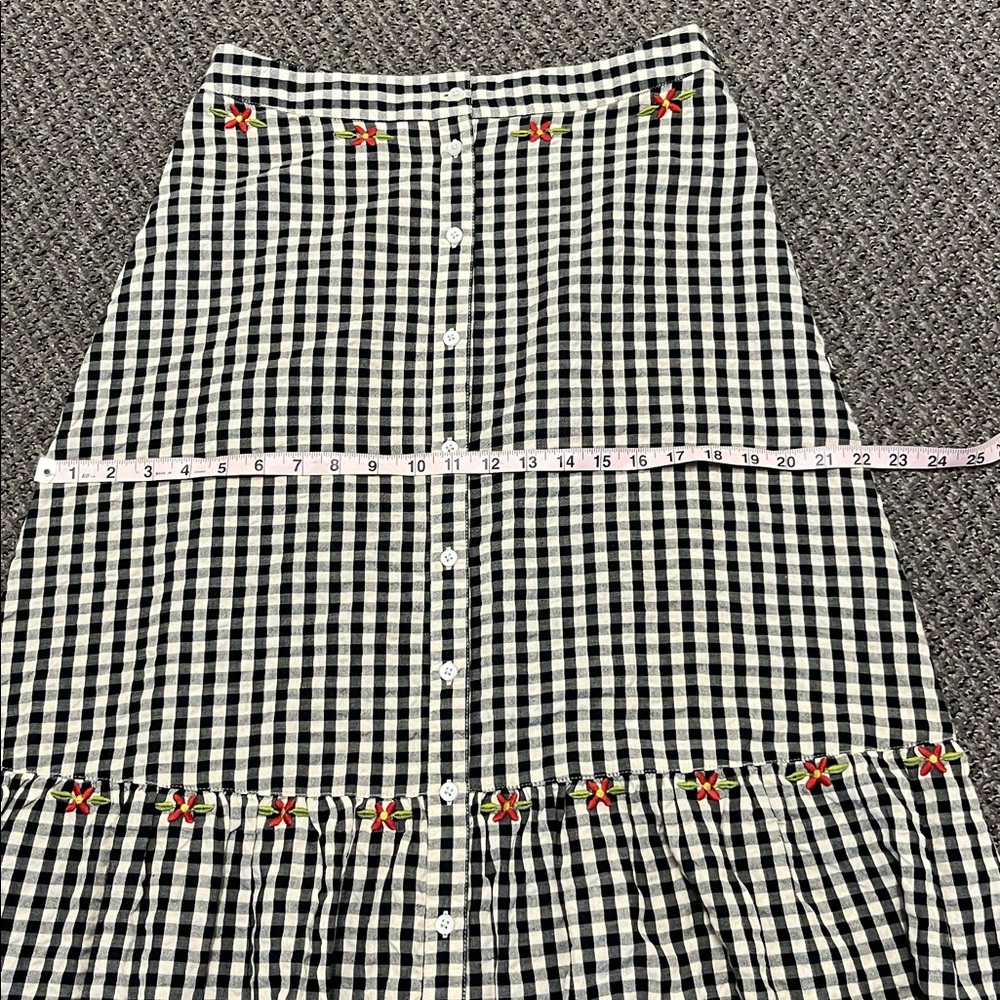 NATURAL LIFE Skirt Gingham Tiered Maxi Skirt Black White Embroidered Size M - Picture 9 of 13